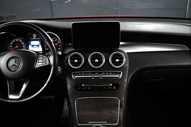 Photo of 2018 Burgundy Mercedes-Benz GLC 300