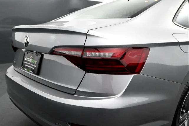 Photo of 2021 Pyrite Silver Metallic Volkswagen Jetta