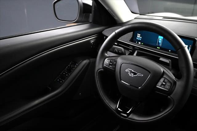 Photo of 2021 Iconic Silver Metallic Ford Mustang Mach-E