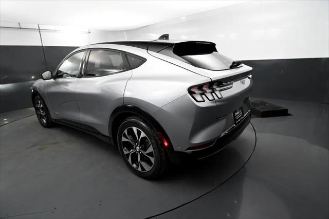 Photo of 2021 Iconic Silver Metallic Ford Mustang Mach-E