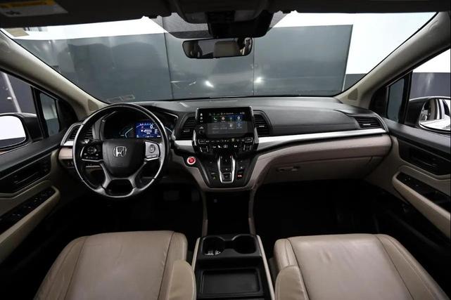 Photo of 2019 White Diamond Pearl Honda Odyssey