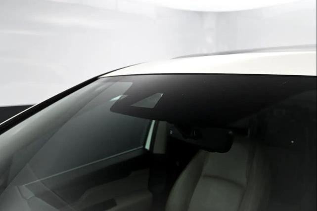 Photo of 2019 White Diamond Pearl Honda Odyssey