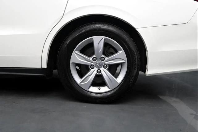 Photo of 2019 White Diamond Pearl Honda Odyssey