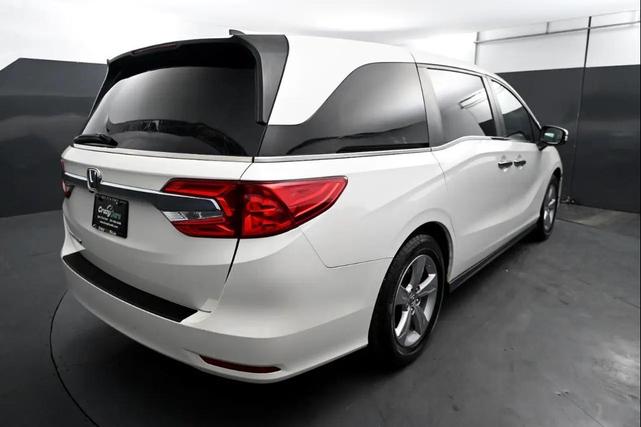 Photo of 2019 White Diamond Pearl Honda Odyssey