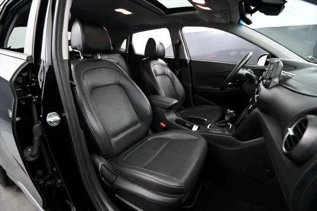 Photo of 2020 Ultra Black Hyundai KONA