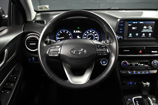 Photo of 2020 Ultra Black Hyundai KONA
