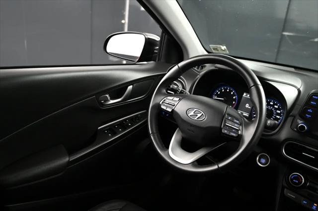 Photo of 2020 Ultra Black Hyundai KONA