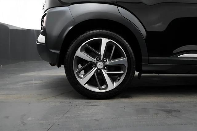 Photo of 2020 Ultra Black Hyundai KONA