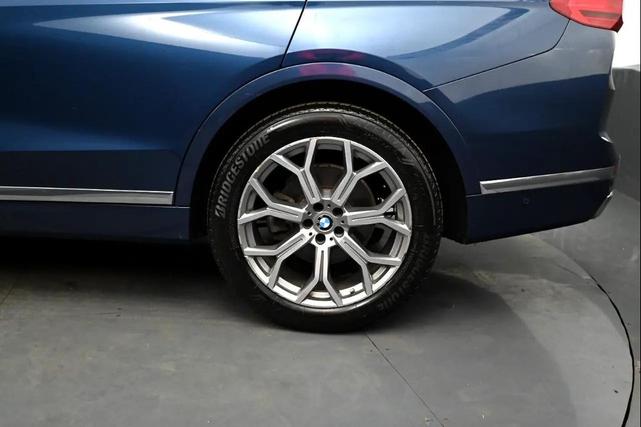 Photo of 2020 Blue BMW X7
