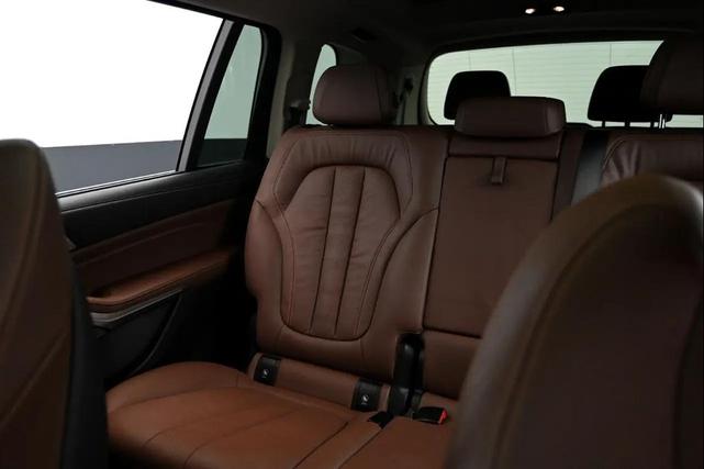 Photo of 2020 Blue BMW X7