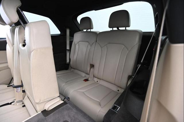 Photo of 2017 Black Audi Q7