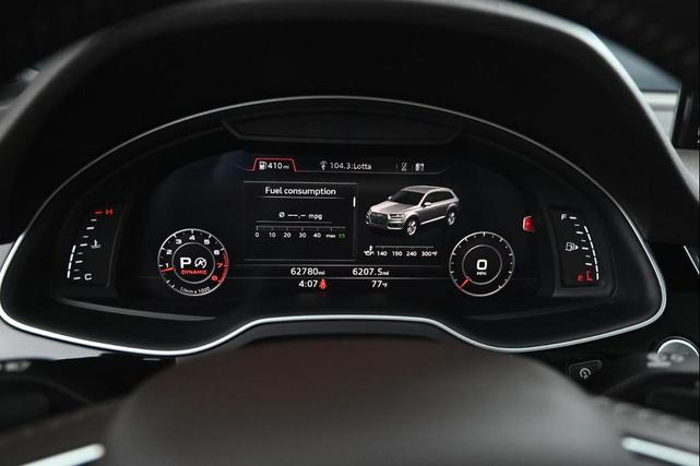 Photo of 2017 Black Audi Q7