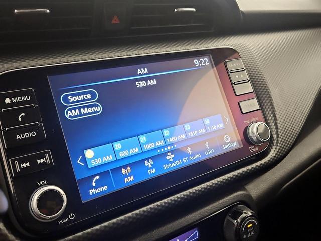 Photo of 2022 Black Nissan Kicks