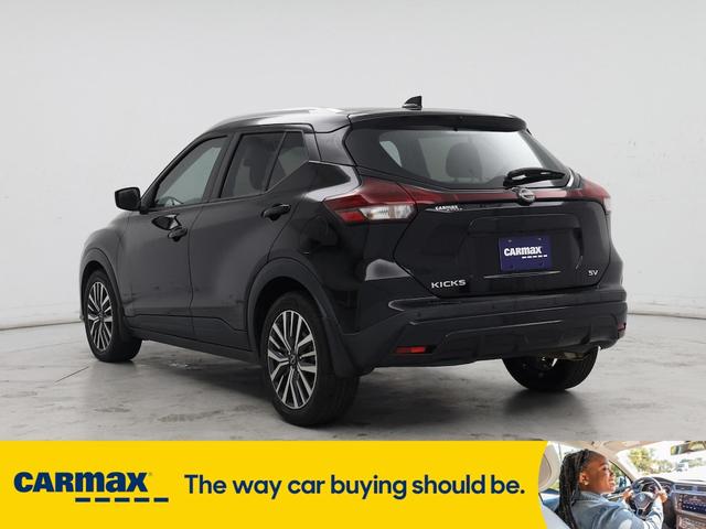 Photo of 2022 Black Nissan Kicks