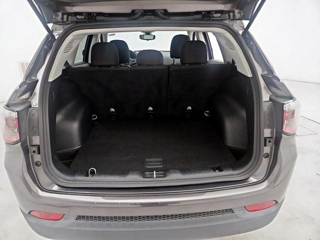 Photo of 2018 Gray Jeep Compass