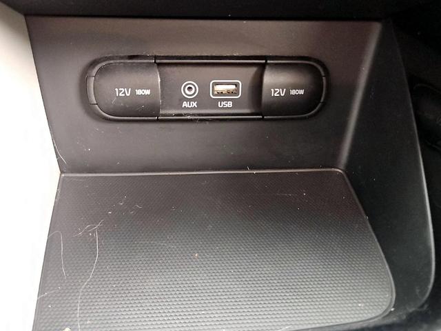 Photo of 2018 Blue Kia Niro Plug-In Hybrid