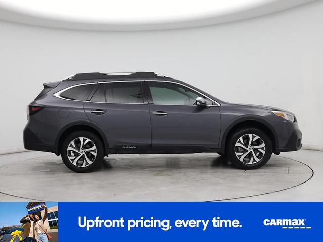 Photo of 2022 Gray Subaru Outback