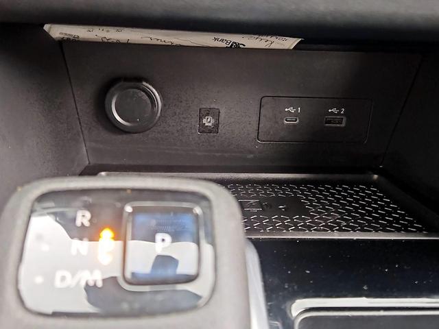 Photo of 2022 Brown Nissan Pathfinder