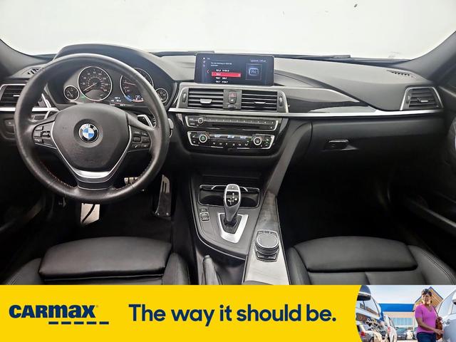 Photo of 2018 Gray BMW 330
