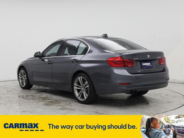 Photo of 2018 Gray BMW 330