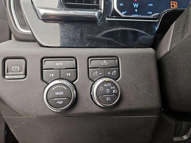 Photo of 2023 Gray GMC Sierra 1500