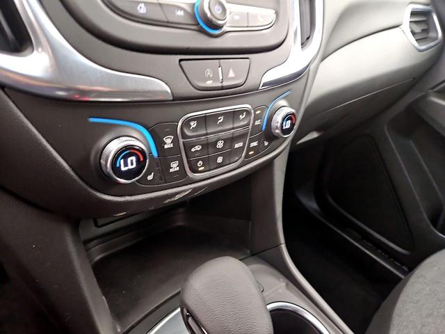 Photo of 2022 Black Chevrolet Equinox