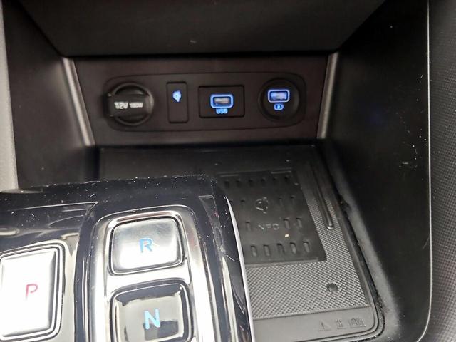 Photo of 2020 White Hyundai SONATA