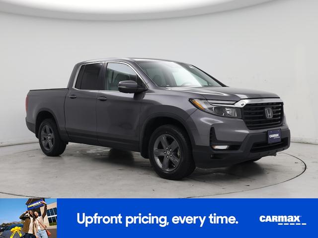 Photo of 2023 Gray Honda Ridgeline
