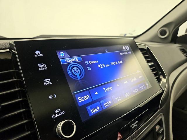 Photo of 2023 Gray Honda Ridgeline
