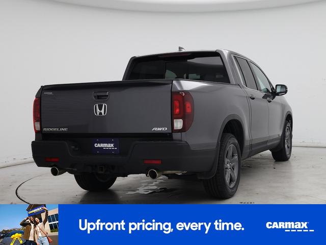 Photo of 2023 Gray Honda Ridgeline