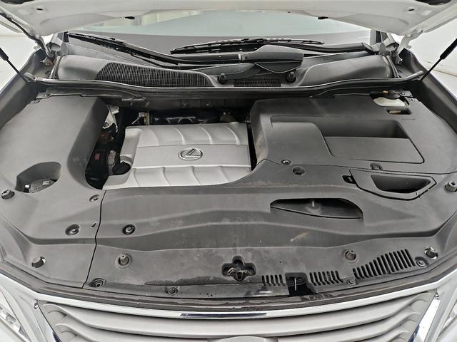 Photo of 2014 White Lexus RX 350