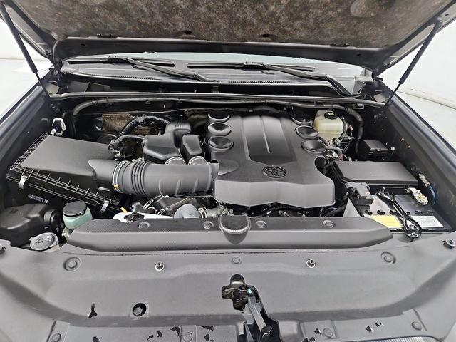 Photo of 2022 Gray Toyota 4Runner