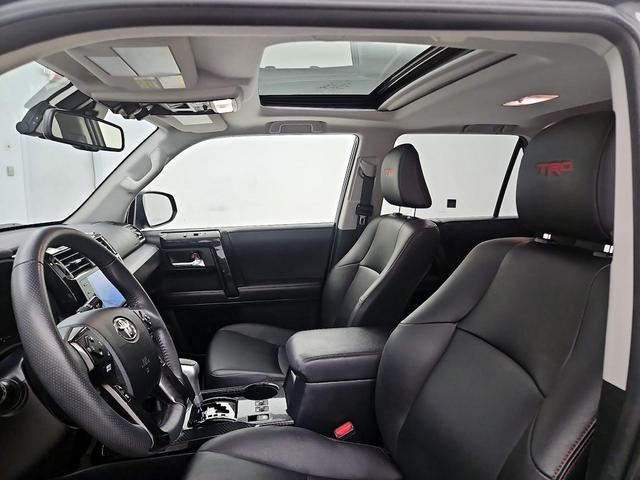 Photo of 2022 Gray Toyota 4Runner