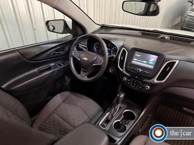Photo of 2018 Summit White Chevrolet Equinox