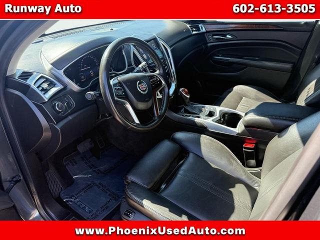 Photo of 2016 Graphite Metallic Cadillac SRX
