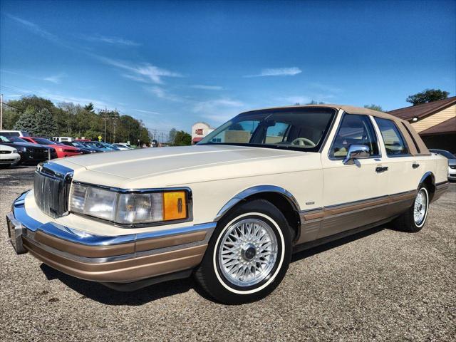 1990 Lincoln Town Car