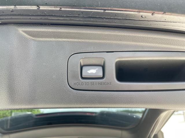 Photo of 2023 Crystal Black Pearl Honda CR-V