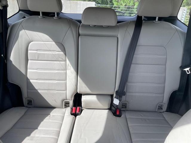 Photo of 2023 Crystal Black Pearl Honda CR-V