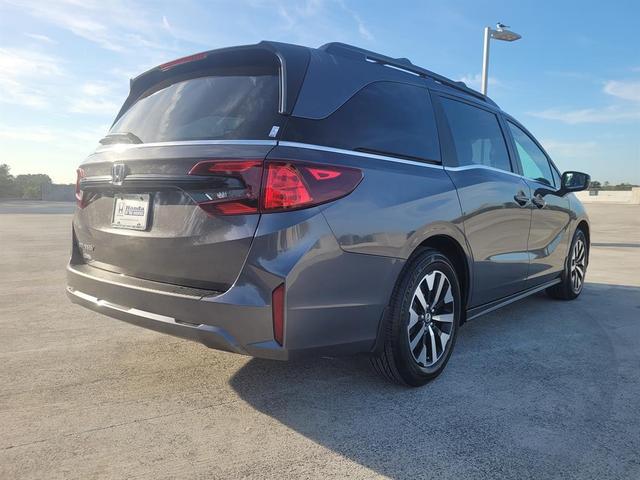 Photo of 2026 Gray Honda Odyssey