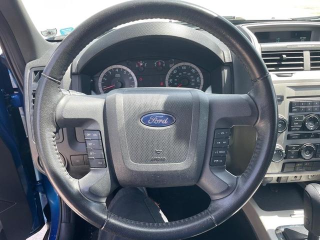 Photo of 2012 Blue Flame Metallic Ford Escape