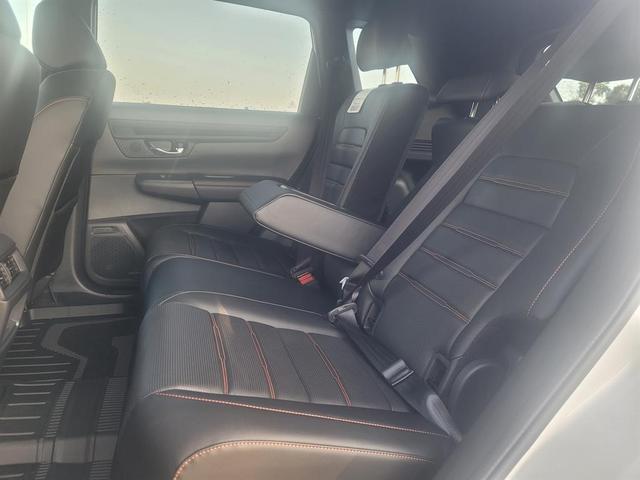 Photo of 2026 White Honda CR-V Hybrid