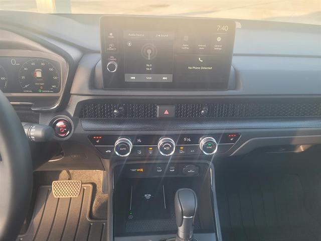 Photo of 2026 White Honda CR-V Hybrid