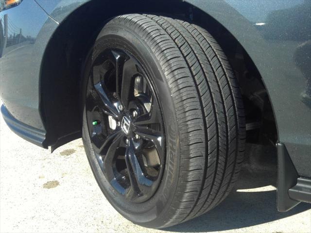 Photo of 2025 Gray Honda Accord