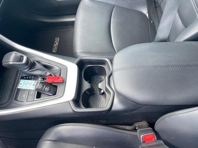 Photo of 2019 Silver Sky Metallic Toyota RAV4