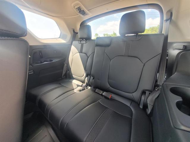 Photo of 2025 Red Honda Pilot