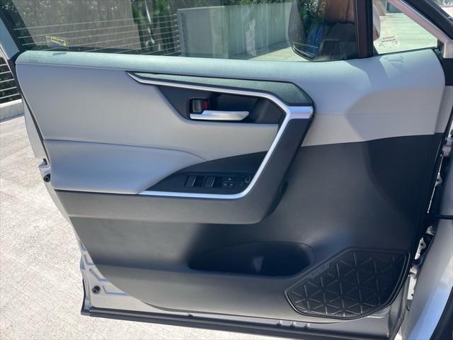 Photo of 2024 Silver Sky Metallic Toyota RAV4