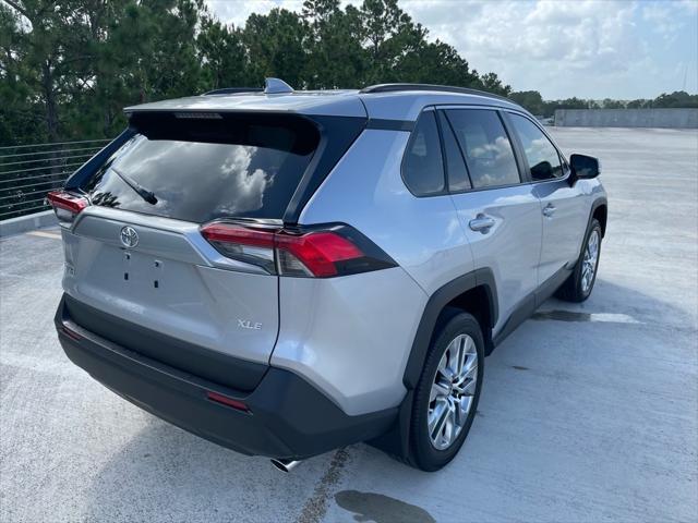 Photo of 2024 Silver Sky Metallic Toyota RAV4