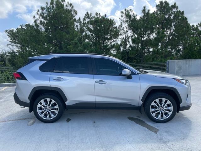 Photo of 2024 Silver Sky Metallic Toyota RAV4