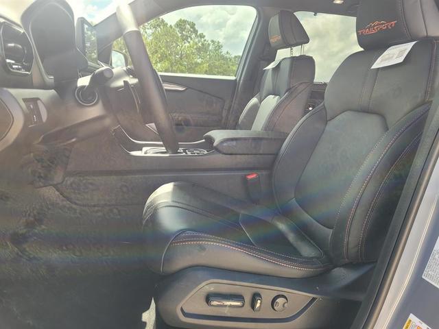 Photo of 2025 Gray Honda Pilot