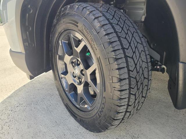 Photo of 2025 Gray Honda Pilot
